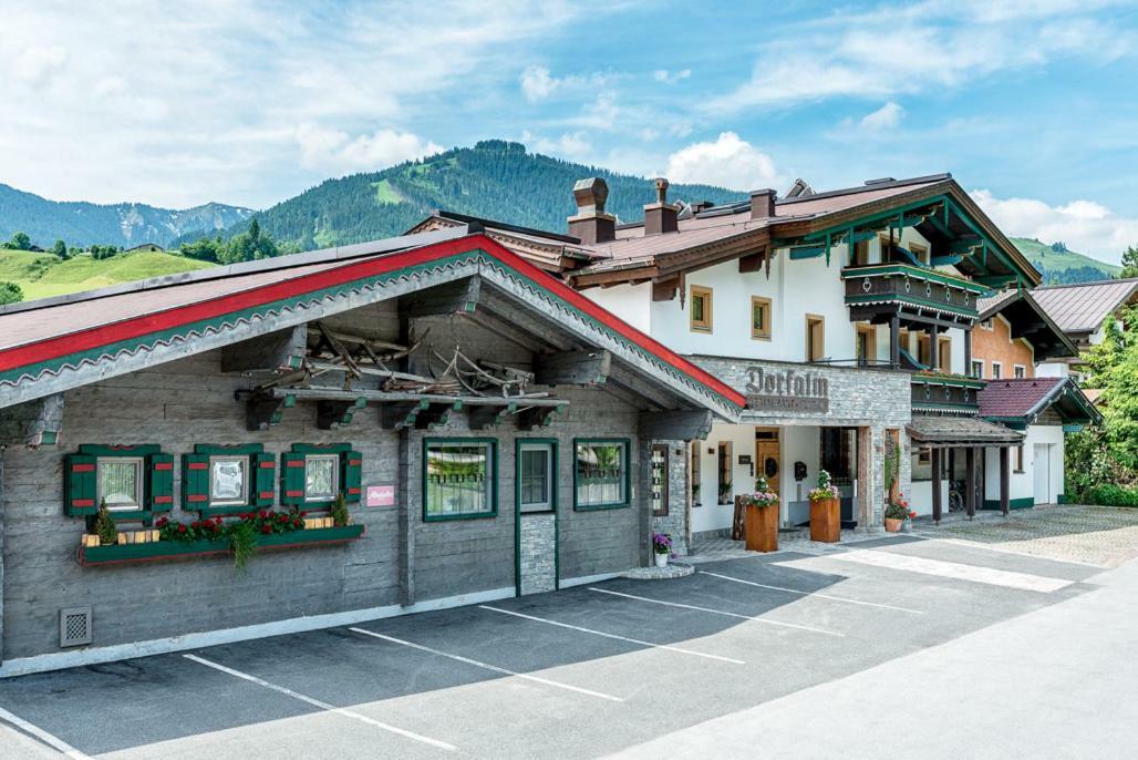 ليوغانغ Pension Restaurant Dorfalm المظهر الخارجي الصورة